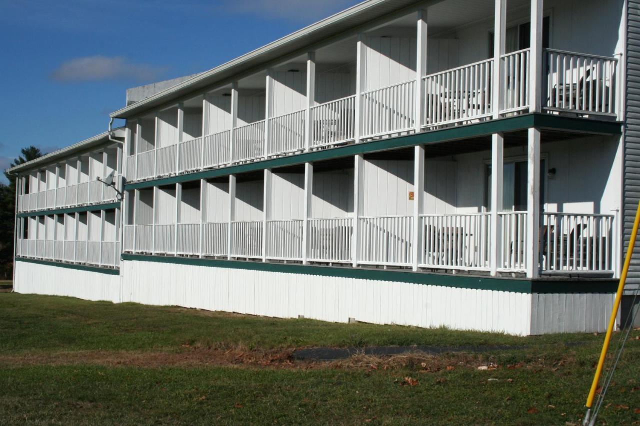 Windrifter Resort Wolfeboro Eksteriør bilde