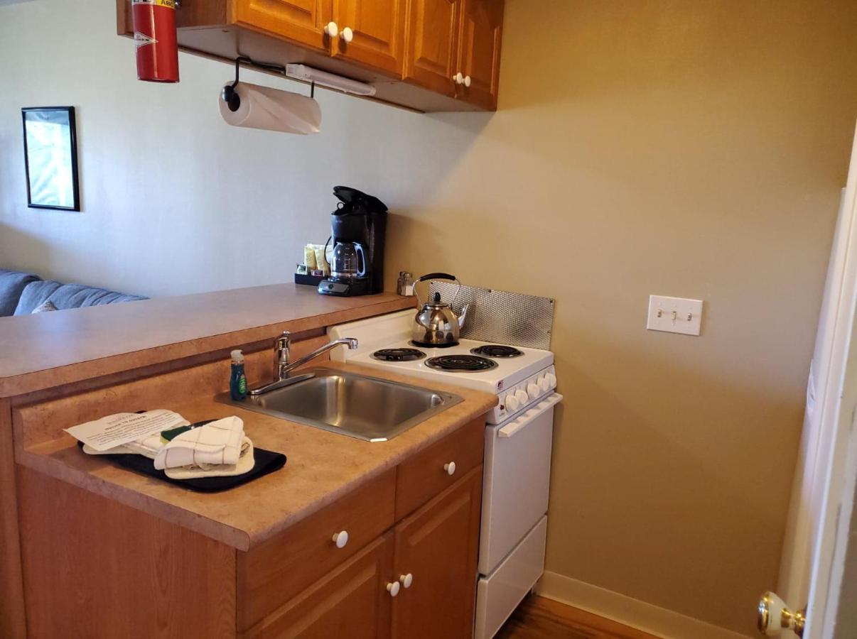 Windrifter Resort Wolfeboro Eksteriør bilde